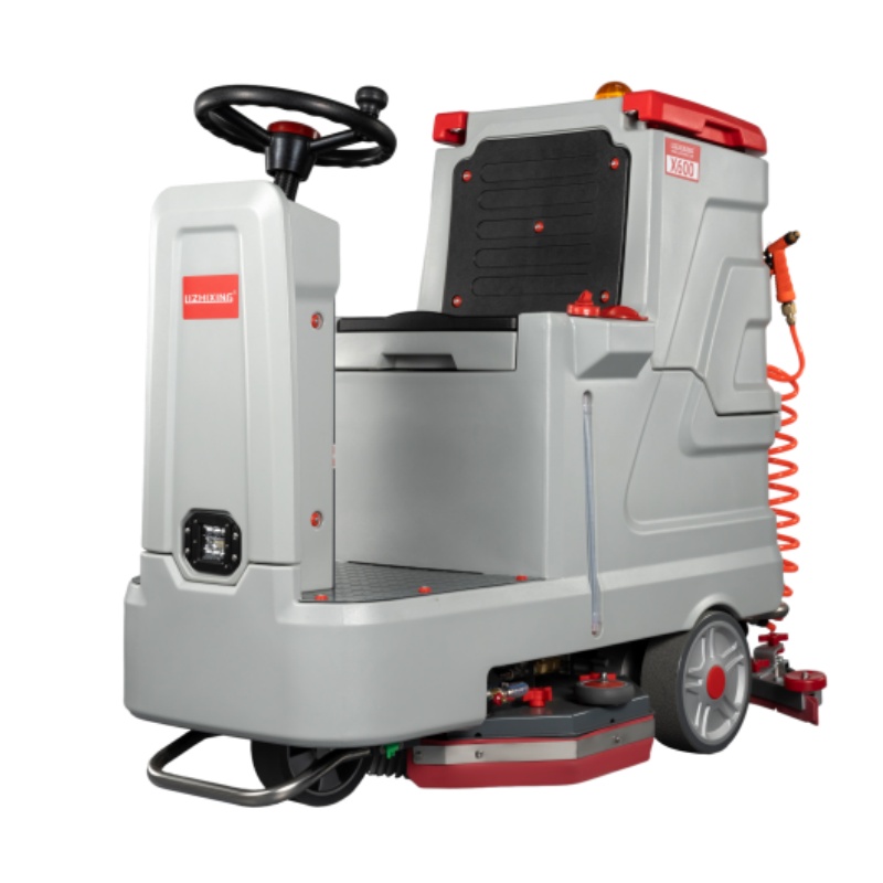 濮阳坦洁全自动驾驶式洗地机X600