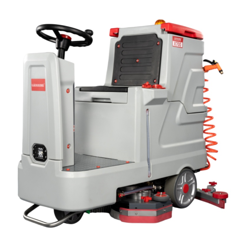 濮阳坦洁全自动驾驶式洗地机X700